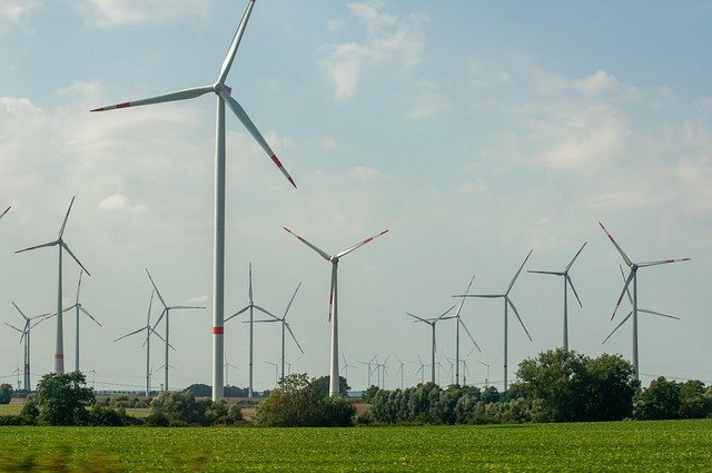 wal_172619-windmills-6626200_640