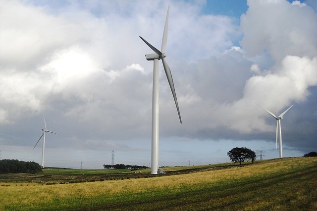 wind-turbine-g3429113c5_640