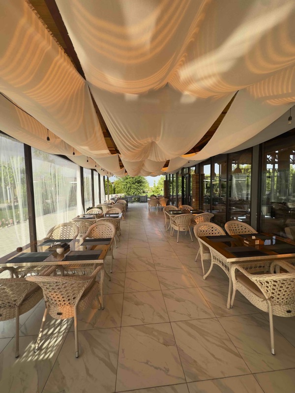 Ресторан Palm Beach — летний зал
