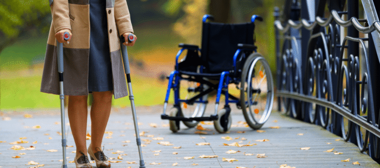Volver a caminar con seguridad tras una lesión o cirugía: claves reales de la rehabilitación funcional