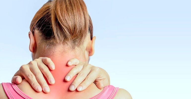 Digestiones pesadas, estrés y tensión cervical: por qué pueden aparecer al mismo tiempo
