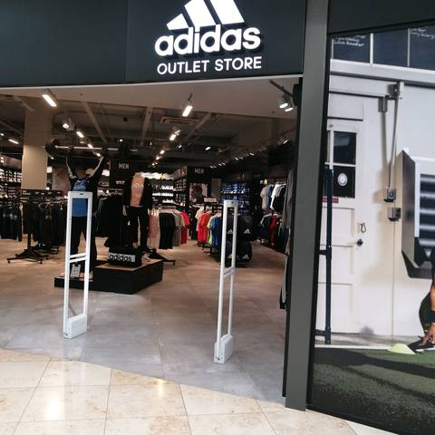Bild des Projekts Adidas Store