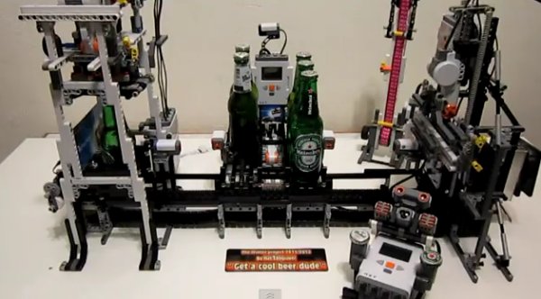 Beer Machine из конструктора LEGO: игрушка для взрослых