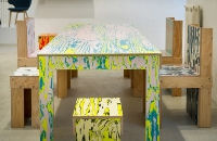 Цветная мебель из фанеры была создана в Японии