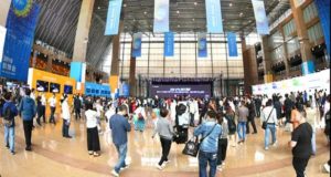 Китайская международная выставка отрасли больших данных-2018 стартовала в Гуйяне