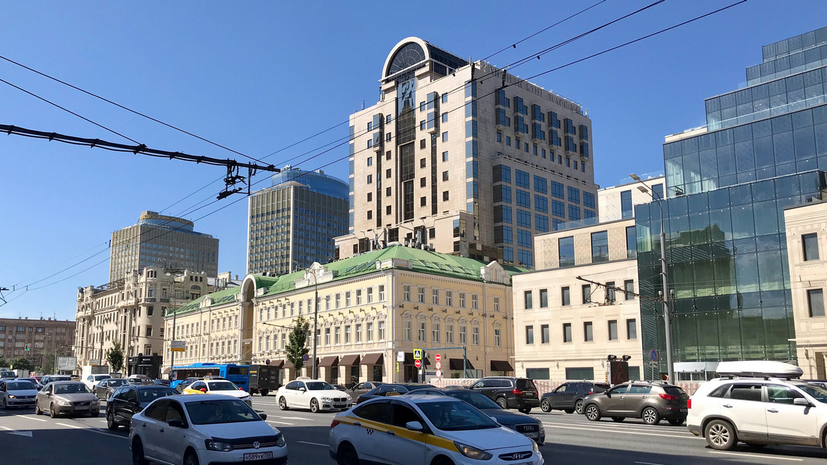 Смоленская 3 москва. Смоленский Пассаж Москва. ТДК Смоленский Пассаж 2. Смоленская пл 3 Смоленский Пассаж. Смоленская площадь д.3 ТЦ Смоленский Пассаж.