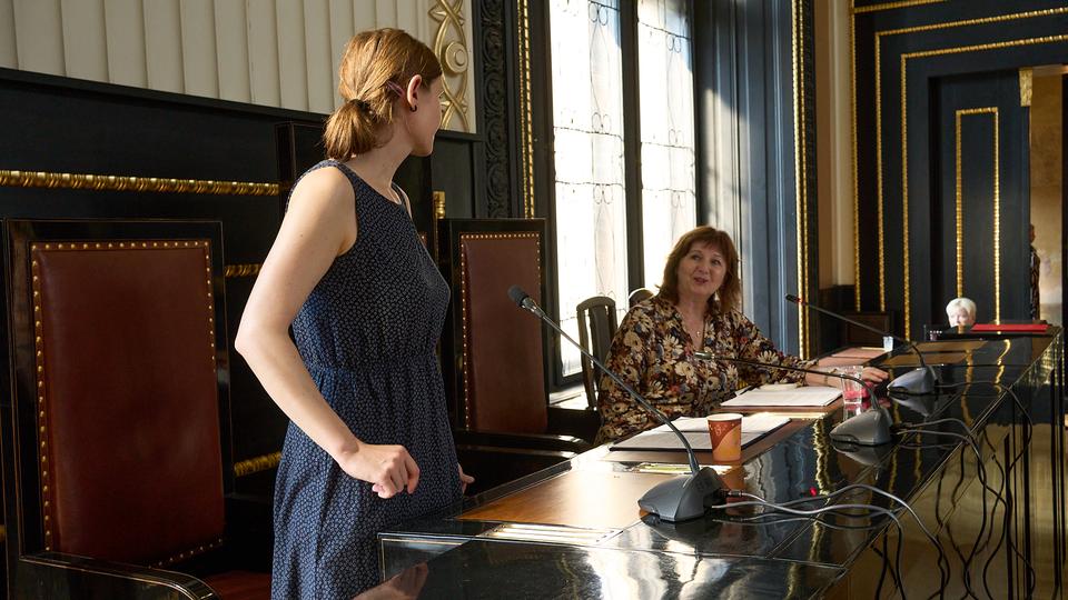 Ze zákulisí slavnostního předávání diplomů