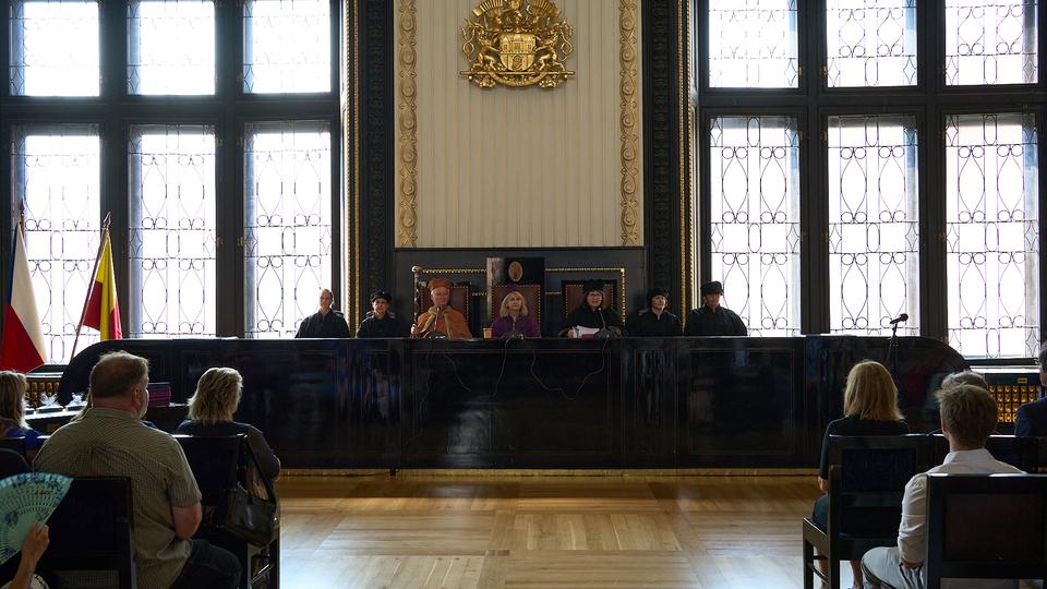 Slavnostní předávání diplomů absolventům Jahodovky