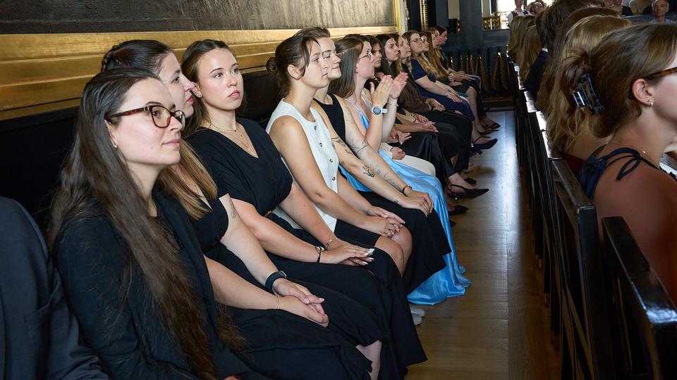 Slavnostní předávání diplomů absolventům Jahodovky