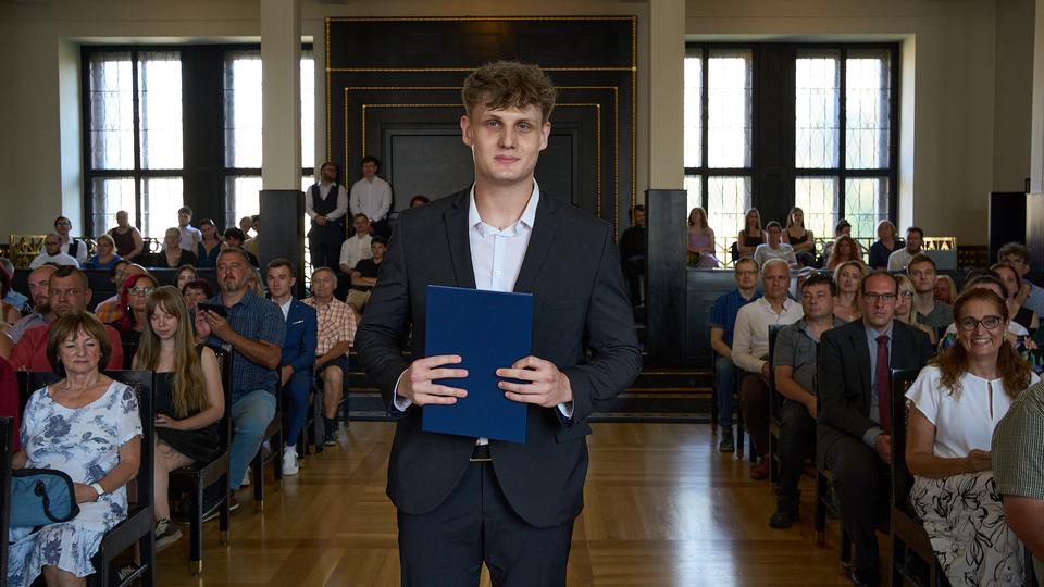Slavnostní předávání diplomů absolventům Jahodovky