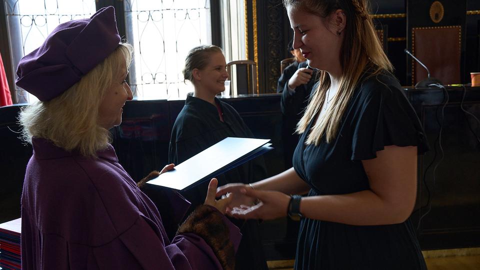 Slavnostní předávání diplomů absolventům Jahodovky