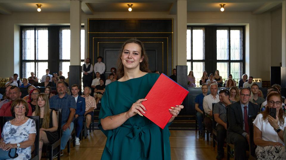 Slavnostní předávání diplomů absolventům Jahodovky