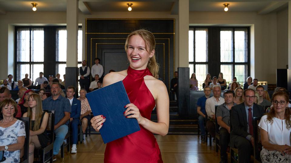 Slavnostní předávání diplomů absolventům Jahodovky
