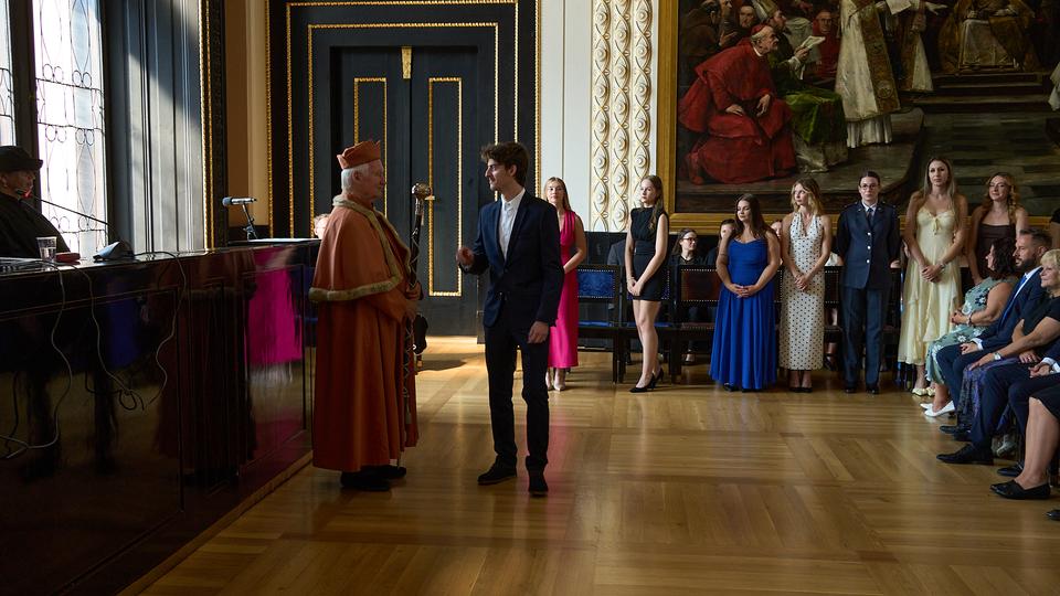 Slavnostní předávání diplomů absolventům Jahodovky