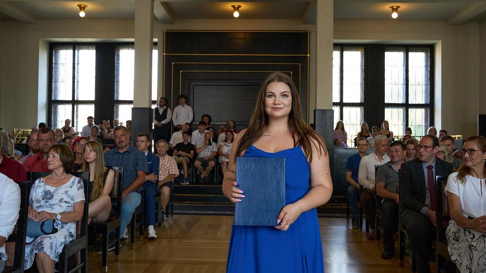 Slavnostní předávání diplomů absolventům Jahodovky