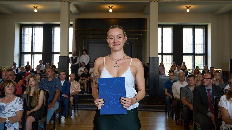 Slavnostní předávání diplomů absolventům Jahodovky