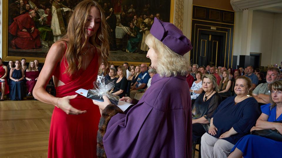 Slavnostní předávání diplomů absolventům Jahodovky