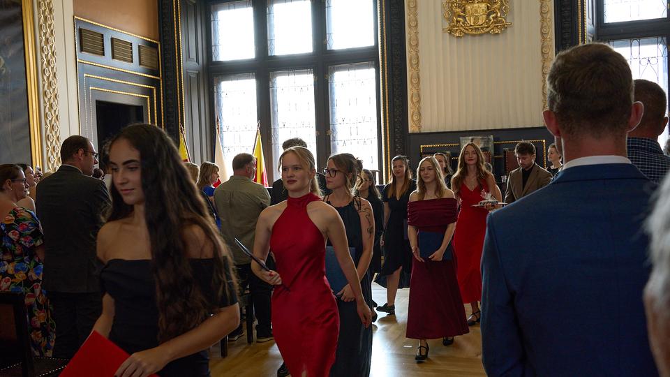 Slavnostní předávání diplomů absolventům Jahodovky