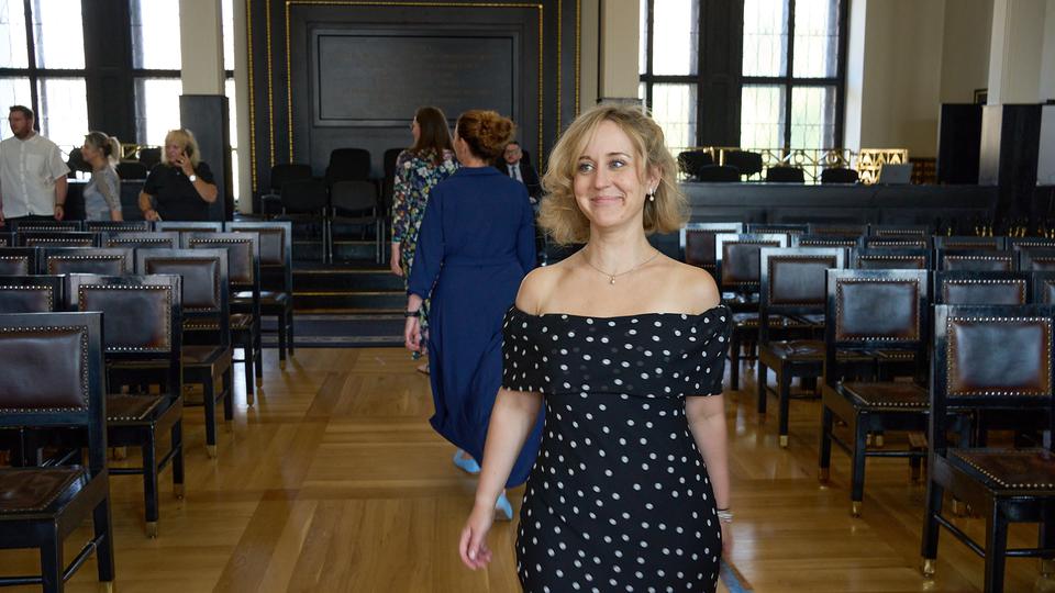 Ze zákulisí slavnostního předávání diplomů