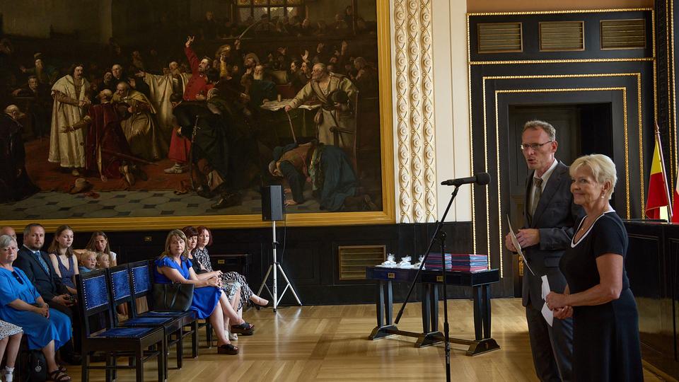 Slavnostní předávání diplomů absolventům Jahodovky