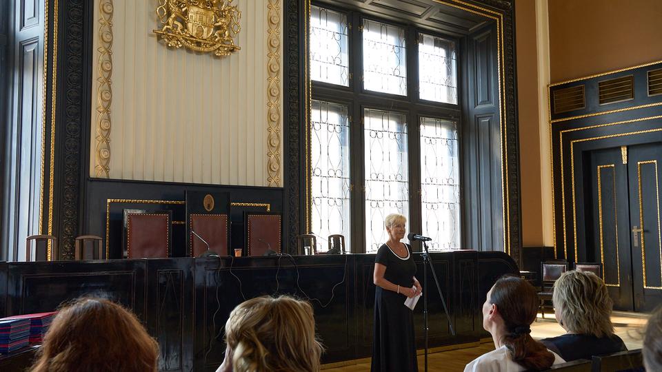 Slavnostní předávání diplomů absolventům Jahodovky