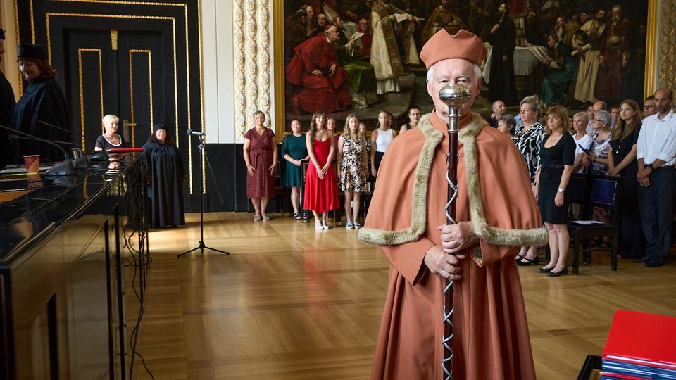 Slavnostní předávání diplomů absolventům Jahodovky