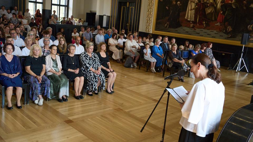 Slavnostní předávání diplomů absolventům Jahodovky