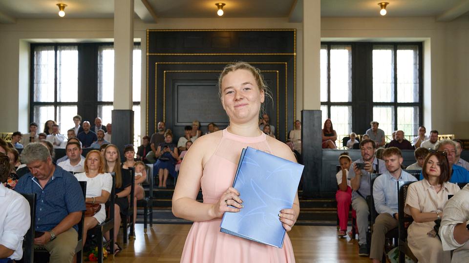 Slavnostní předávání diplomů absolventům Jahodovky