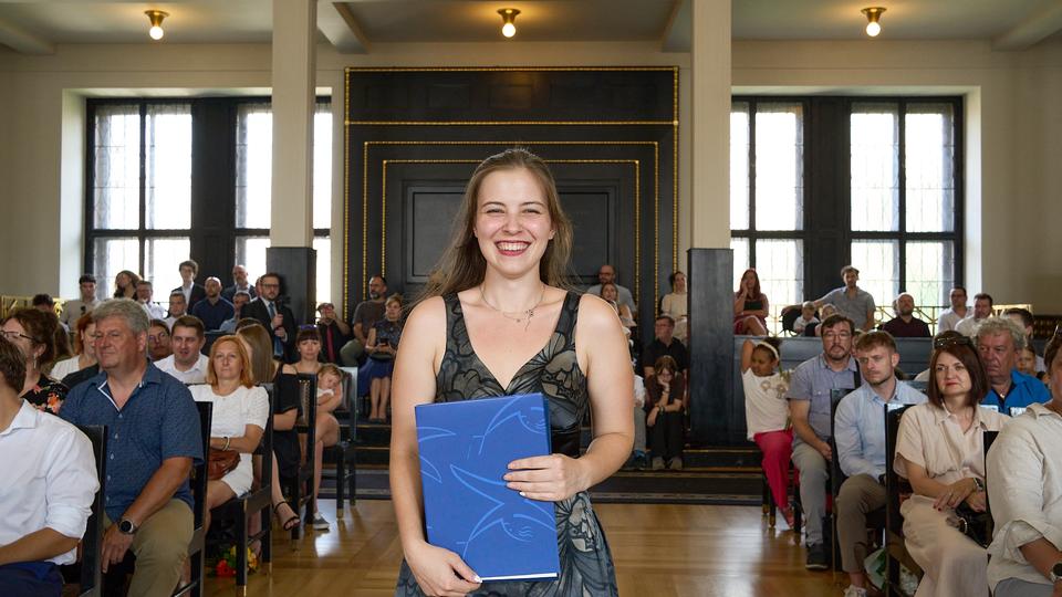 Slavnostní předávání diplomů absolventům Jahodovky