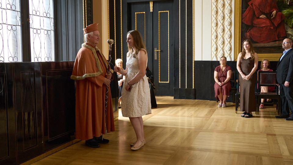 Slavnostní předávání diplomů absolventům Jahodovky