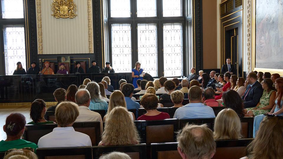 Slavnostní předávání diplomů absolventům Jahodovky