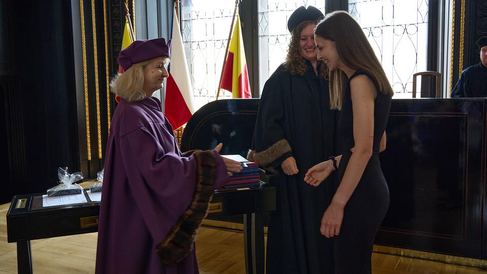 Slavnostní předávání diplomů absolventům Jahodovky