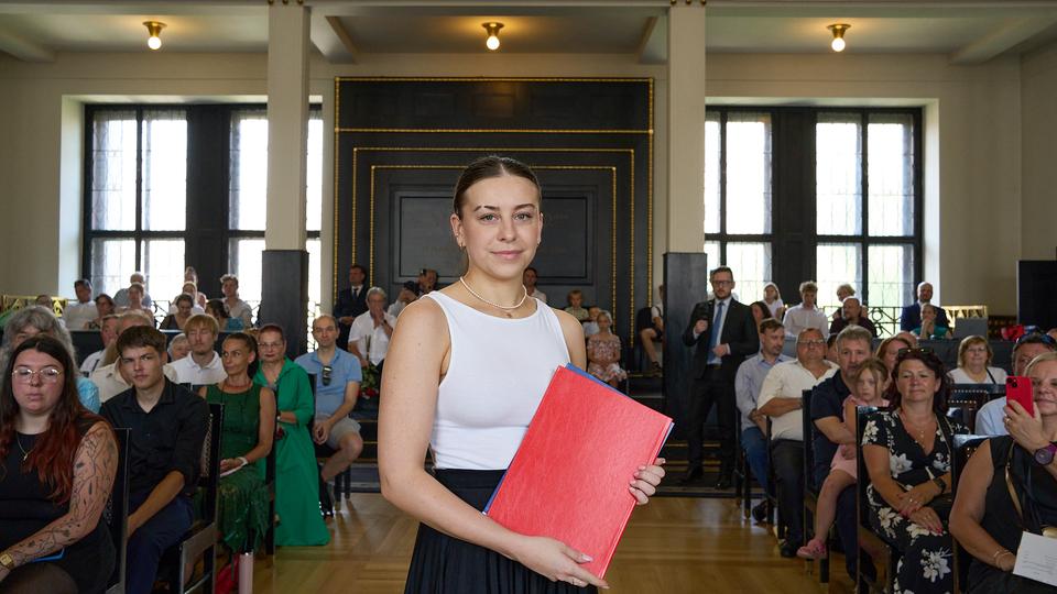 Slavnostní předávání diplomů absolventům Jahodovky