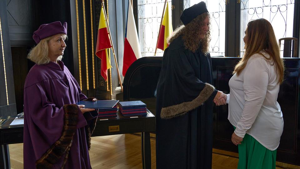 Slavnostní předávání diplomů absolventům Jahodovky