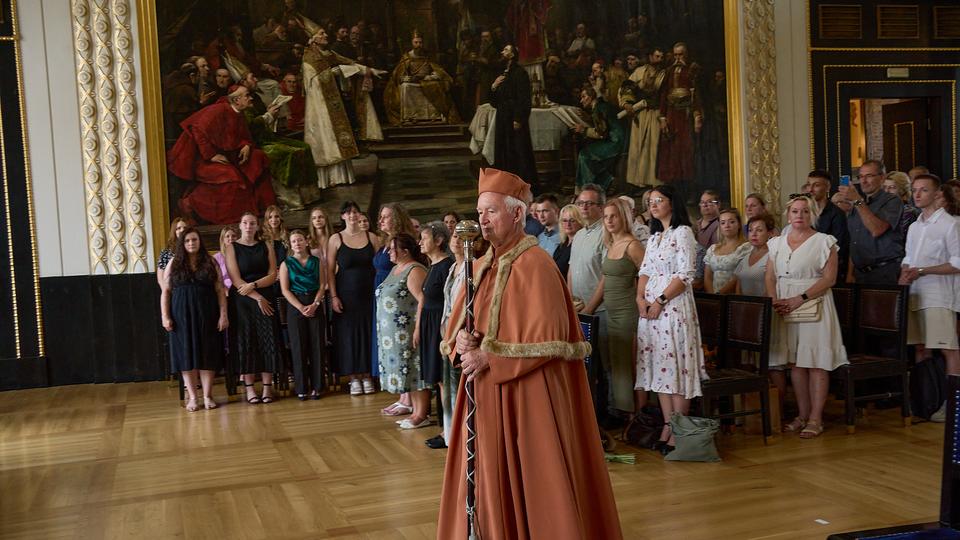 Slavnostní předávání diplomů absolventům Jahodovky