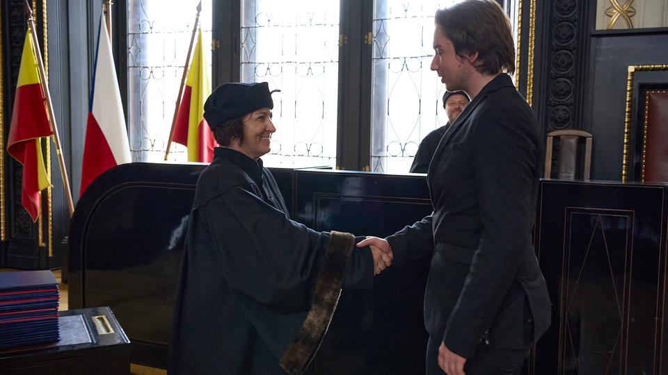 Slavnostní předávání diplomů absolventům Jahodovky