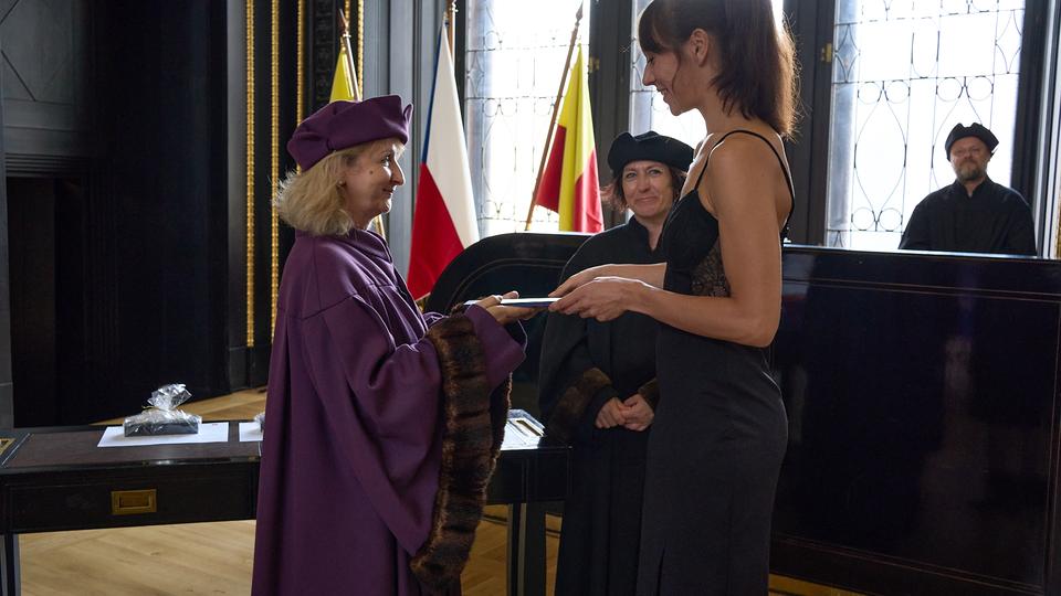 Slavnostní předávání diplomů absolventům Jahodovky