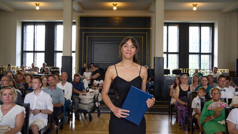Slavnostní předávání diplomů absolventům Jahodovky