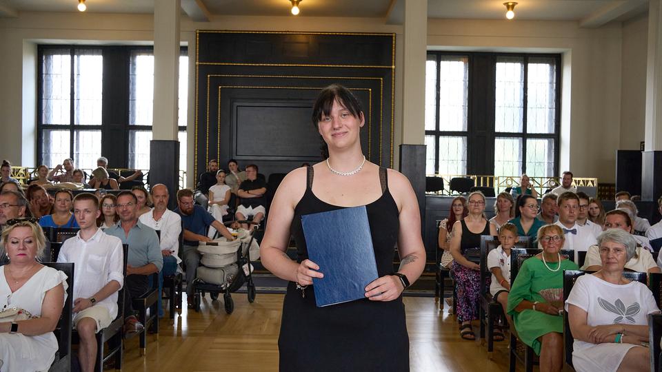 Slavnostní předávání diplomů absolventům Jahodovky