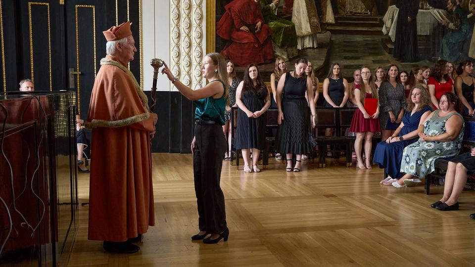 Slavnostní předávání diplomů absolventům Jahodovky