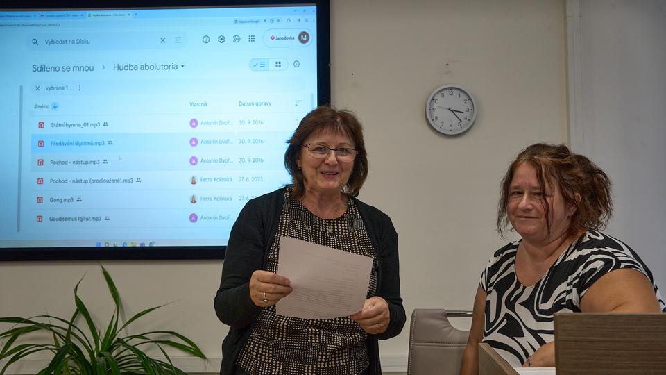 Slavnostní předávání diplomů absolventům Jahodovky II