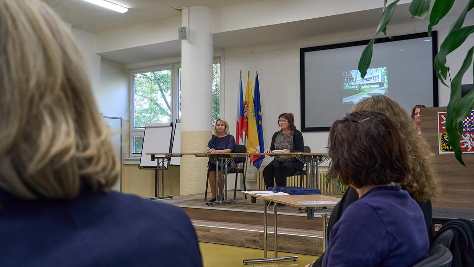 Slavnostní předávání diplomů absolventům Jahodovky II