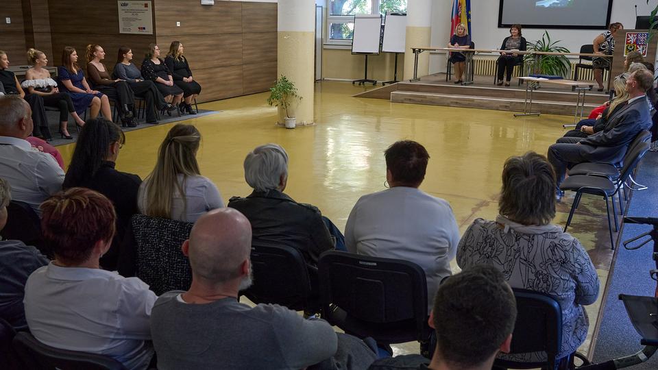 Slavnostní předávání diplomů absolventům Jahodovky II