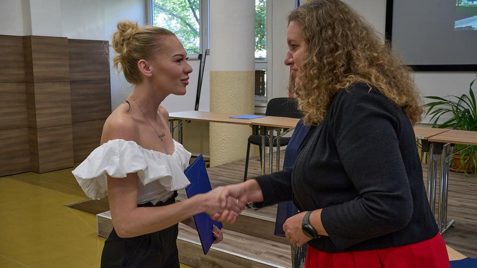 Slavnostní předávání diplomů absolventům Jahodovky II