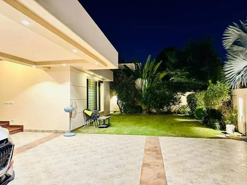 One Kanal Modern Bungalow for Sale in DHA Lahore, Near Park and Market