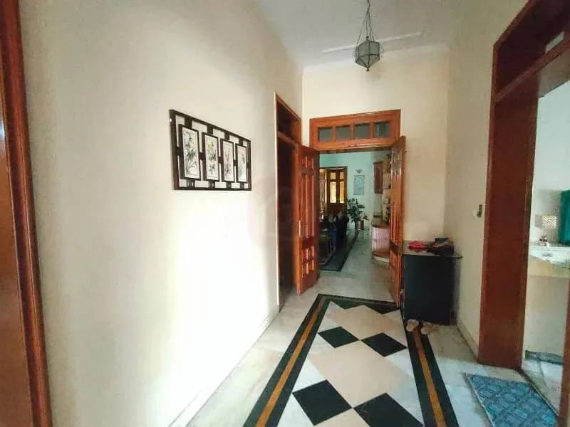 2 Kanal Beautiful Bungalow for Sale in DHA Lahore Near Park and Commercial Market