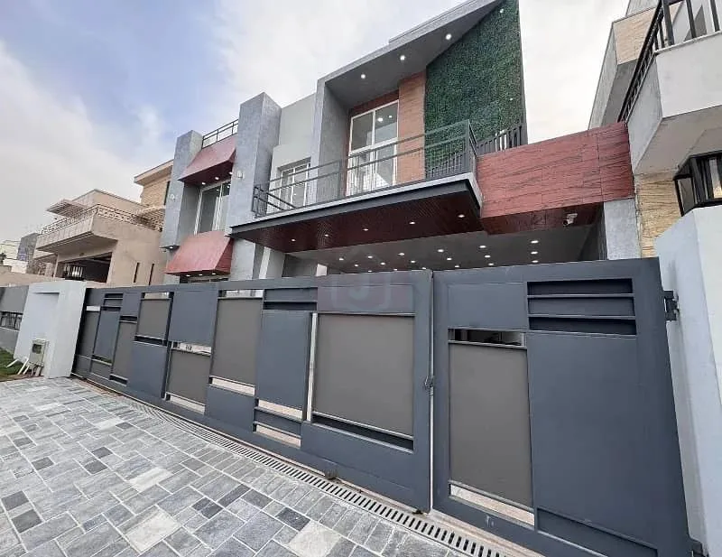1 Kanal New Double Unit House Available in DHA Phase 2