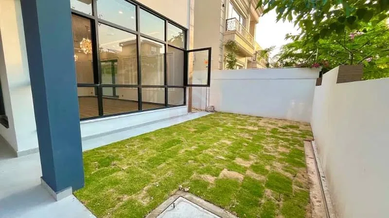 1 Kanal Luxury Home Available For Sale In DHA Phase 2 Islamabad