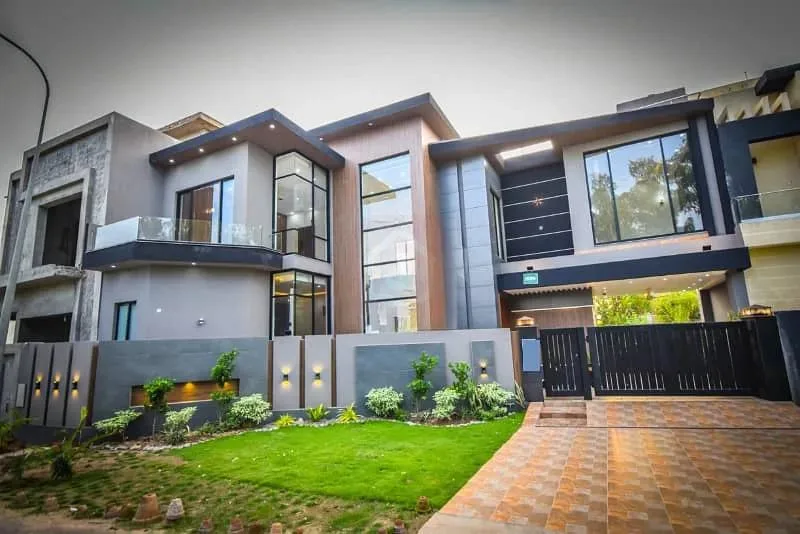 Stylish 7.5 Marla Home Available for Purchase in DHA Lahore