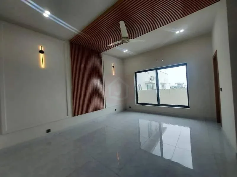 10 Marla Home Available in Zaraj Housing Scheme Islamabad Near Giga Mall DHA 2
